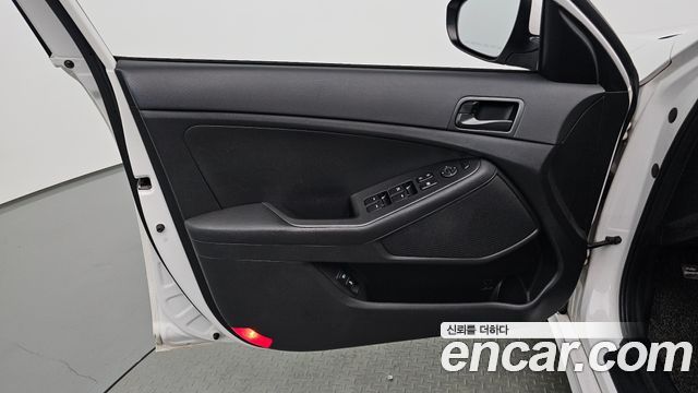 Kia K5 LPI Luxury 2014 — фото 24