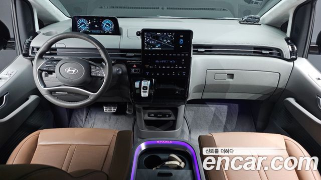 Hyundai Staria HEV 1.6 Lounge 7-Seater Inspiration 2025 — фото 7