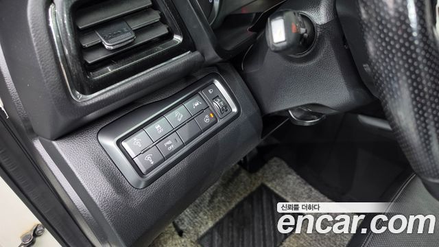 KG Mobility (SsangYong) Tivoli Air 1.5 A3 2WD 2021 — фото 18