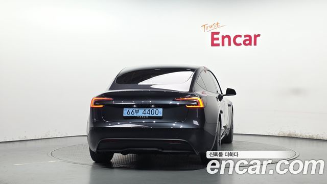 Tesla Model 3 Standard RWD 2026 — фото 4