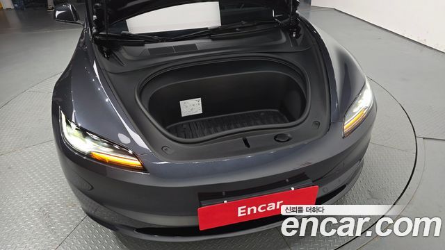 Tesla Model 3 Standard RWD 2026 — фото 6