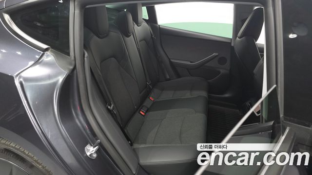 Tesla Model 3 Standard RWD 2026 — фото 12