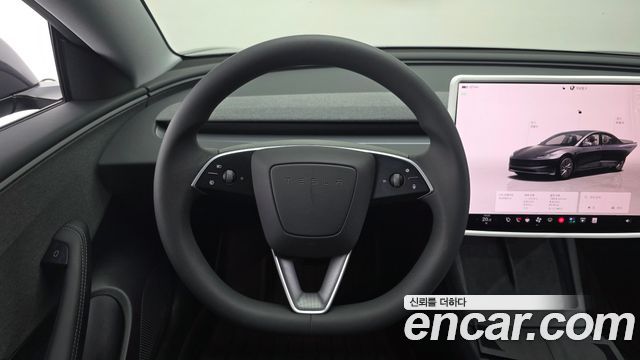 Tesla Model 3 Standard RWD 2026 — фото 13