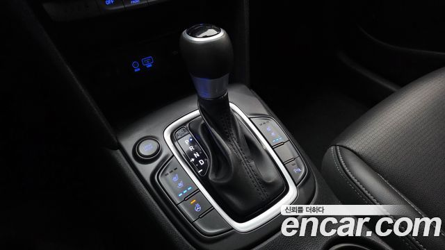 Hyundai Kona 1.6 Turbo 2WD Premium 2020 — фото 9