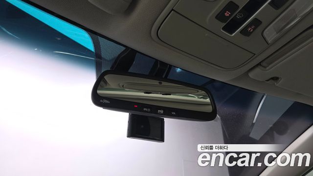 Kia Carnival 9-seater Noblesse 2016 — фото 19
