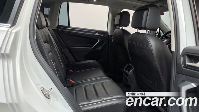 Volkswagen Tiguan (II) 2.0 TDI Prestige 2021 — фото 12