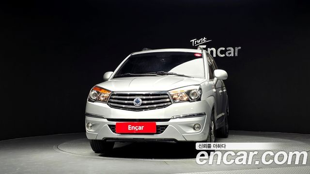 KG Mobility (SsangYong) Korando Turismo 4WD 9-Seater Adventure 60th Edition 2015 — фото 3