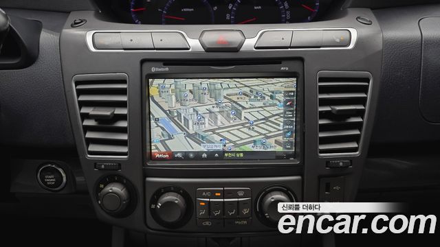 KG Mobility (SsangYong) Korando Turismo 4WD 9-Seater Adventure 60th Edition 2015 — фото 14