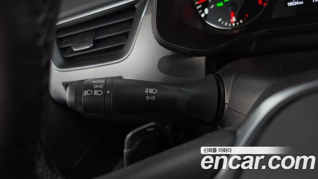 Renault Korea XM3 1.6 GTe RE 2023 — фото 21