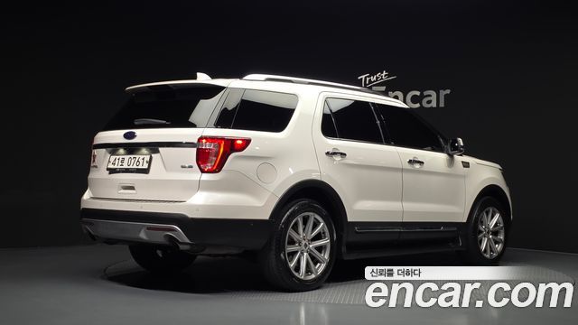 Ford Explorer 2.3 Limited 4WD 5th 2016 — фото 2