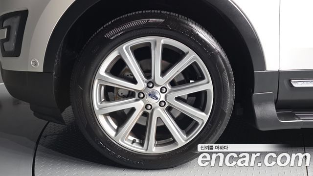 Ford Explorer 2.3 Limited 4WD 5th 2016 — фото 5