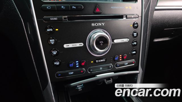 Ford Explorer 2.3 Limited 4WD 5th 2016 — фото 17