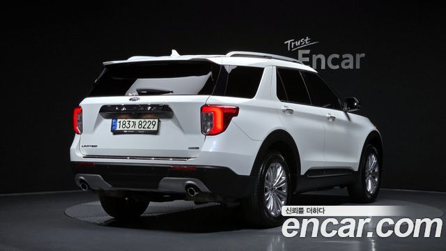 Ford Explorer (VI) 2.3 LimIted 4WD 2020 — фото 2