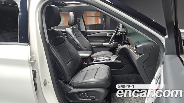 Ford Explorer (VI) 2.3 LimIted 4WD 2020 — фото 12