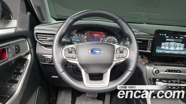 Ford Explorer (VI) 2.3 LimIted 4WD 2020 — фото 13