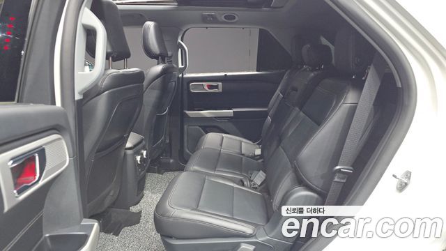 Ford Explorer (VI) 2.3 LimIted 4WD 2020 — фото 26