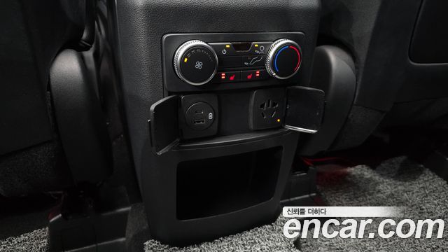 Ford Explorer (VI) 2.3 LimIted 4WD 2020 — фото 35