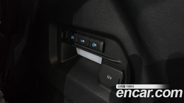 Ford Explorer (VI) 2.3 LimIted 4WD 2020 — фото 36
