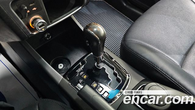 KG Mobility (SsangYong) Korando C 2.2 Extreme 2WD 2017 — фото 9
