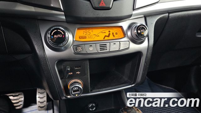KG Mobility (SsangYong) Korando C 2.2 Extreme 2WD 2017 — фото 20