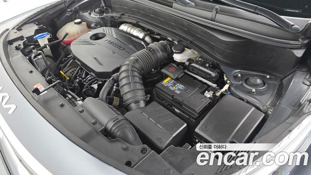 Kia Seltos Gasoline 1.6 Turbo 2WD Signature 2022 — фото 6