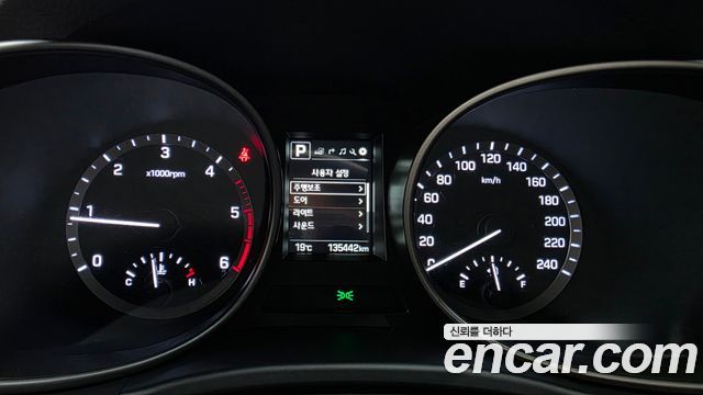 Hyundai Santa Fe The Prime Diesel 2.0 2WD Value Plus 2018 — фото 8