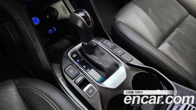 Hyundai Santa Fe The Prime Diesel 2.0 2WD Value Plus 2018 — фото 9