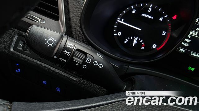 Hyundai Santa Fe The Prime Diesel 2.0 2WD Value Plus 2018 — фото 17