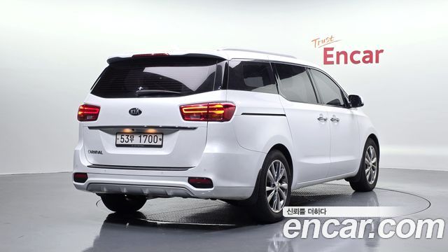 Kia Carnival Gasoline 9-Seater Noblesse Special 2019 — фото 2