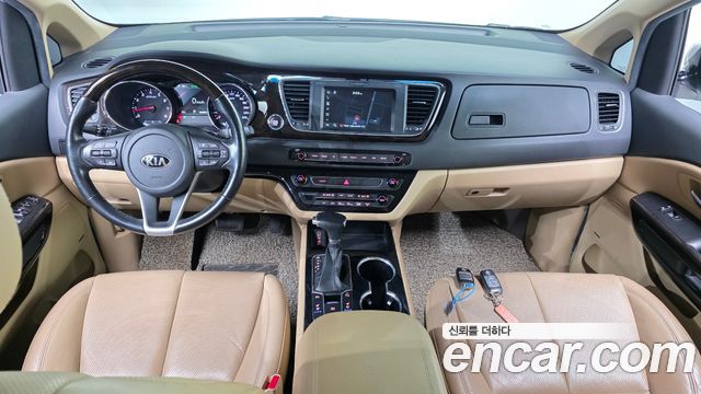 Kia Carnival Gasoline 9-Seater Noblesse Special 2019 — фото 7