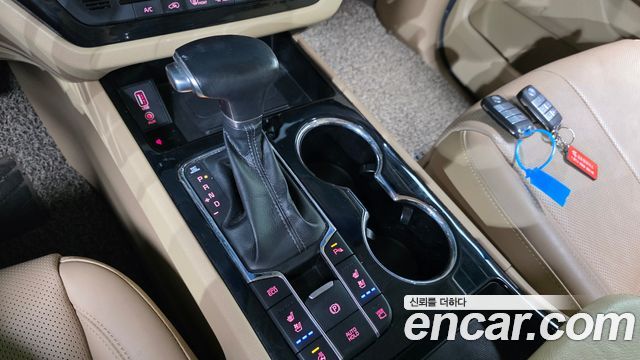 Kia Carnival Gasoline 9-Seater Noblesse Special 2019 — фото 9