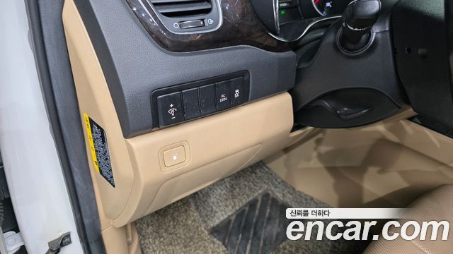 Kia Carnival Gasoline 9-Seater Noblesse Special 2019 — фото 16