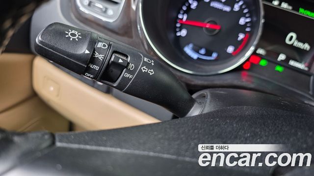 Kia Carnival Gasoline 9-Seater Noblesse Special 2019 — фото 20
