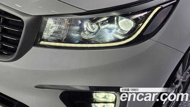 Kia Carnival Gasoline 9-Seater Noblesse Special 2019 — фото 22
