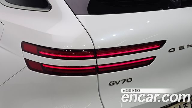 Genesis GV70 2.5T Gasoline AWD 2023 — фото 23