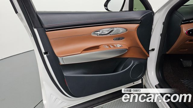 Genesis GV70 2.5T Gasoline AWD 2023 — фото 24