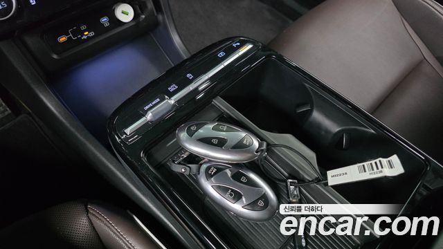 Hyundai Tucson (NX4) Gasoline 1.6 Turbo 2WD Inspiration 2025 — фото 17