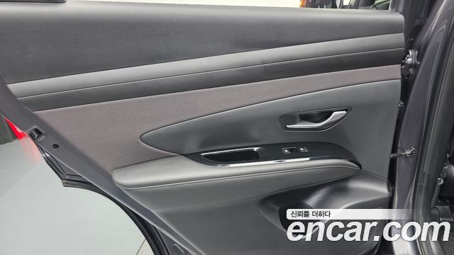 Hyundai Tucson (NX4) Gasoline 1.6 Turbo 2WD Inspiration 2025 — фото 25