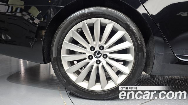 Hyundai Equus (New) VS380 Exclusive 2013 — фото 5