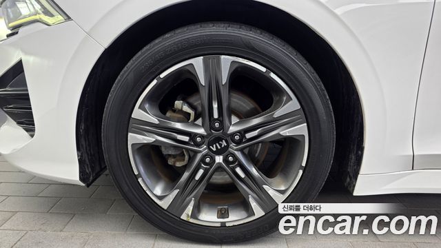 Kia K5 (III) 2.0 Prestige 2020 — фото 5