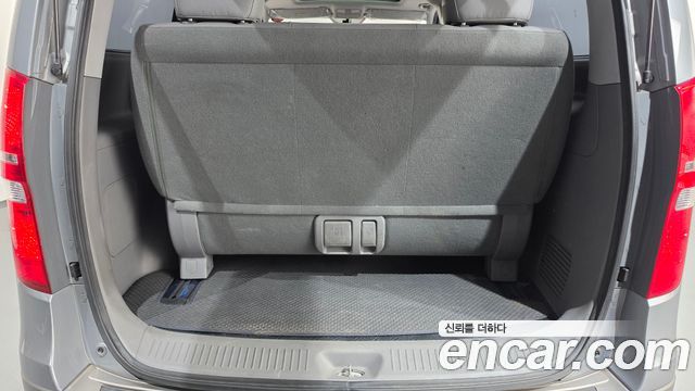 Hyundai Grand Starex Wagon 11-Seater Modern 2021 — фото 17