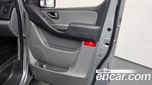 Hyundai Grand Starex Wagon 11-Seater Modern 2021 — фото 24