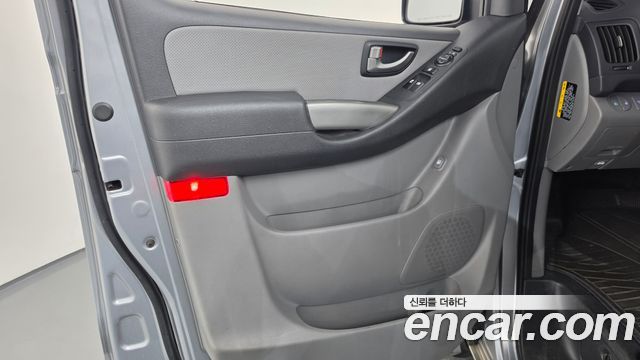 Hyundai Grand Starex Wagon 11-Seater Modern 2021 — фото 25