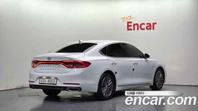 Hyundai Grandeur Hybrid (IG) Exclusive Special 2019 — фото 2