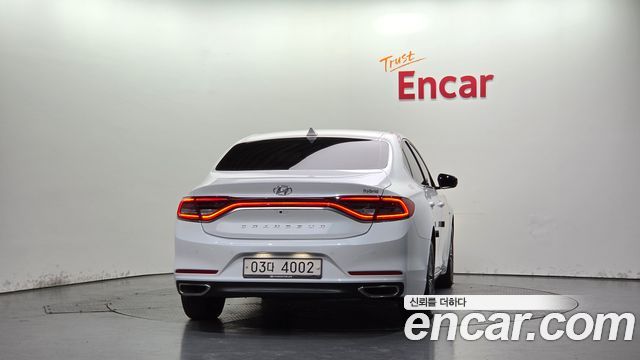 Hyundai Grandeur Hybrid (IG) Exclusive Special 2019 — фото 4