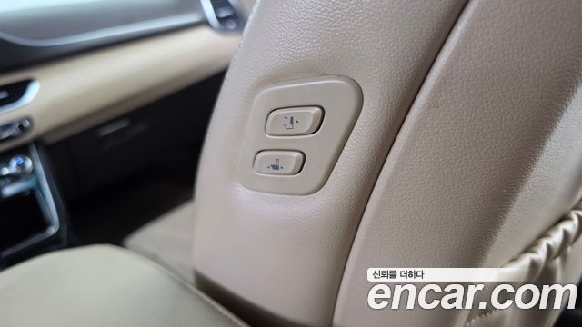Hyundai Grandeur Hybrid (IG) Exclusive Special 2019 — фото 17