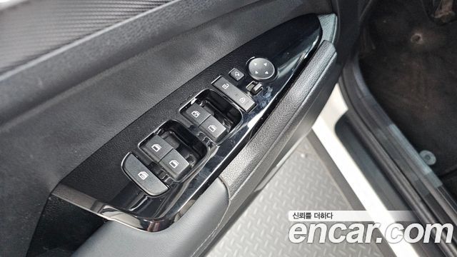Kia Sportage (V) LPG 2.0 2WD Noblesse 2023 — фото 28