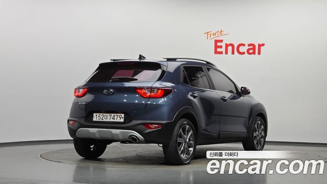 Kia Stonic 1.4 Prestige 2020 — фото 2