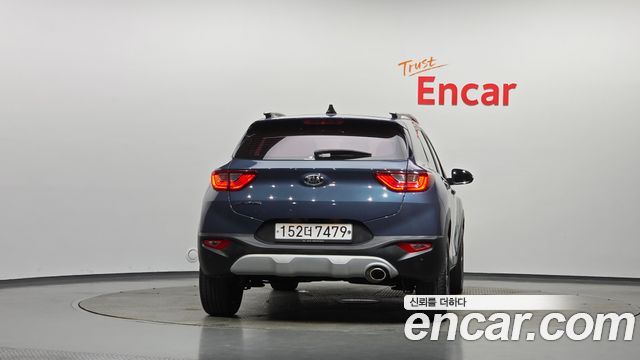 Kia Stonic 1.4 Prestige 2020 — фото 4