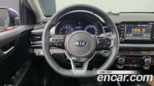 Kia Stonic 1.4 Prestige 2020 — фото 15